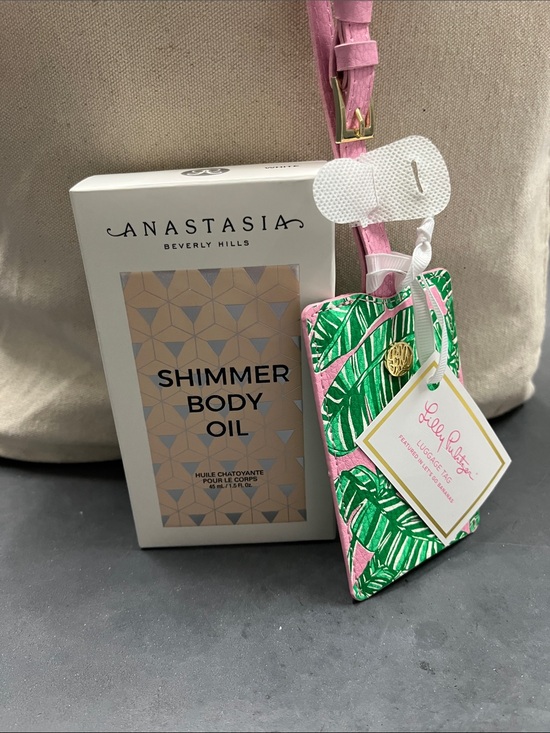 Anastasia Beverly Hills Other - NIB Anastasia Beverly Hills Shimmer Body Oil - White with NWT Lilly Pulitzer Tag